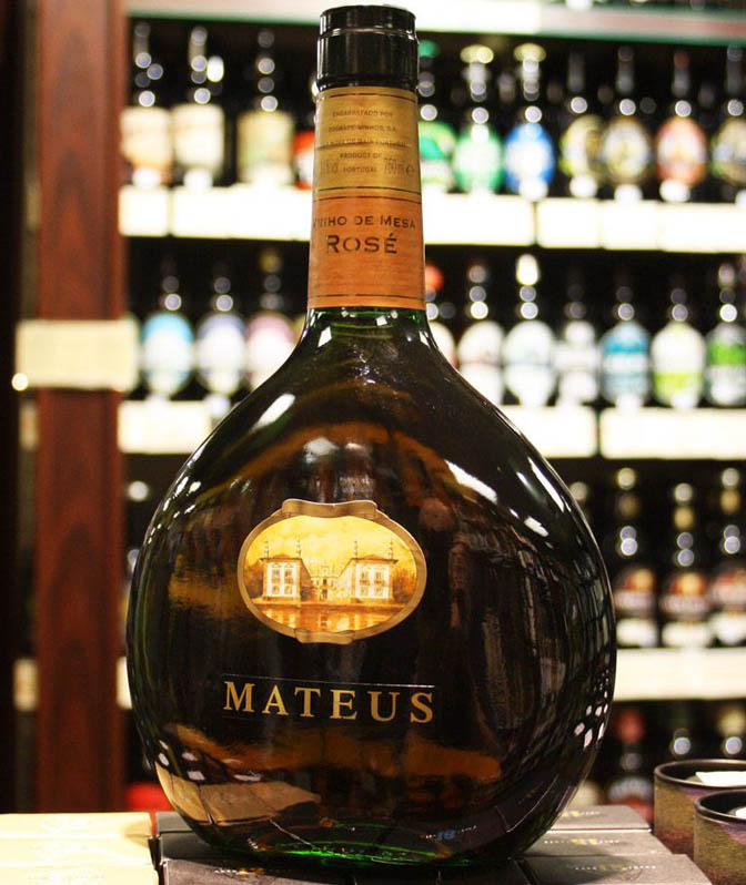 Flasche Mateus Rosé